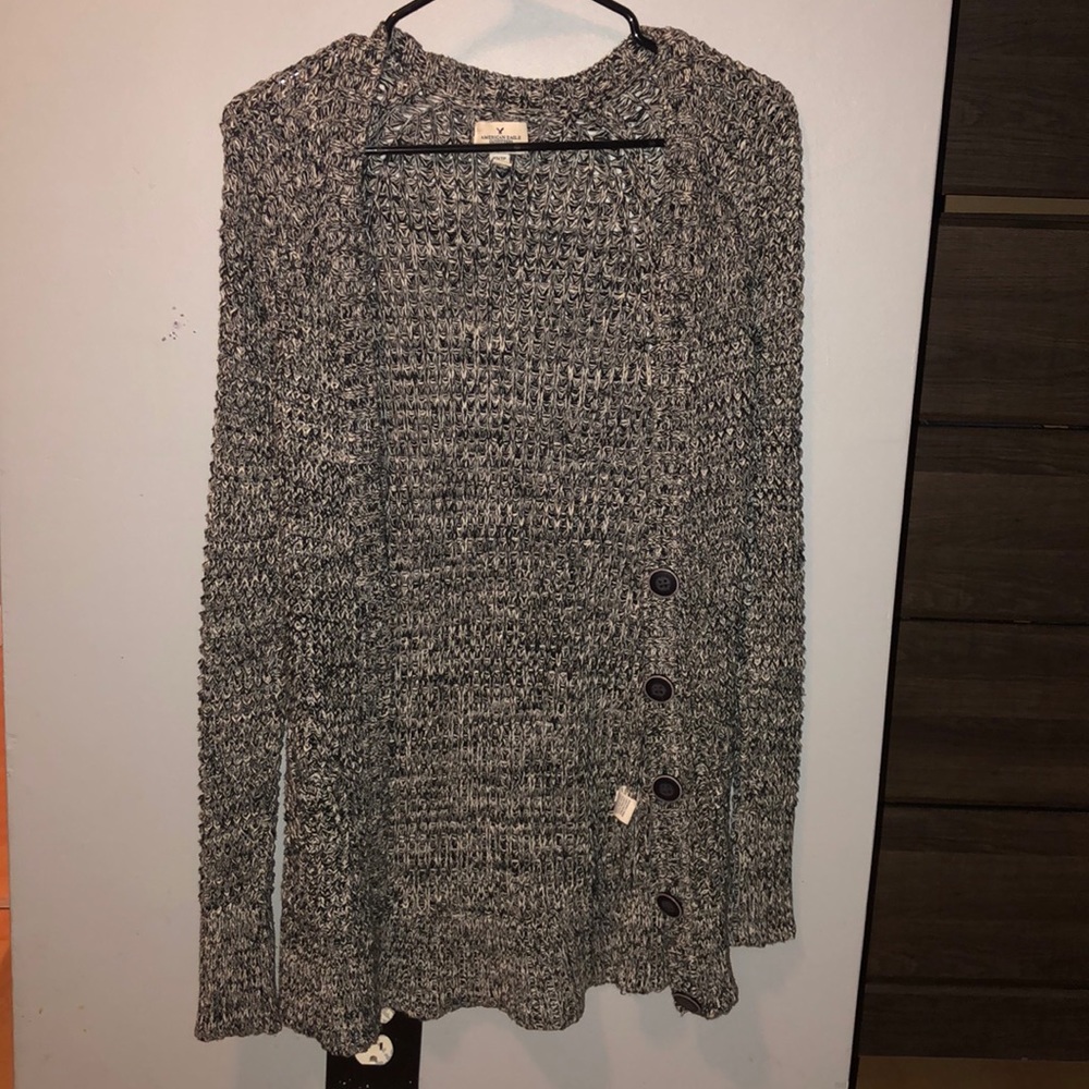American eagle sweater cardigan